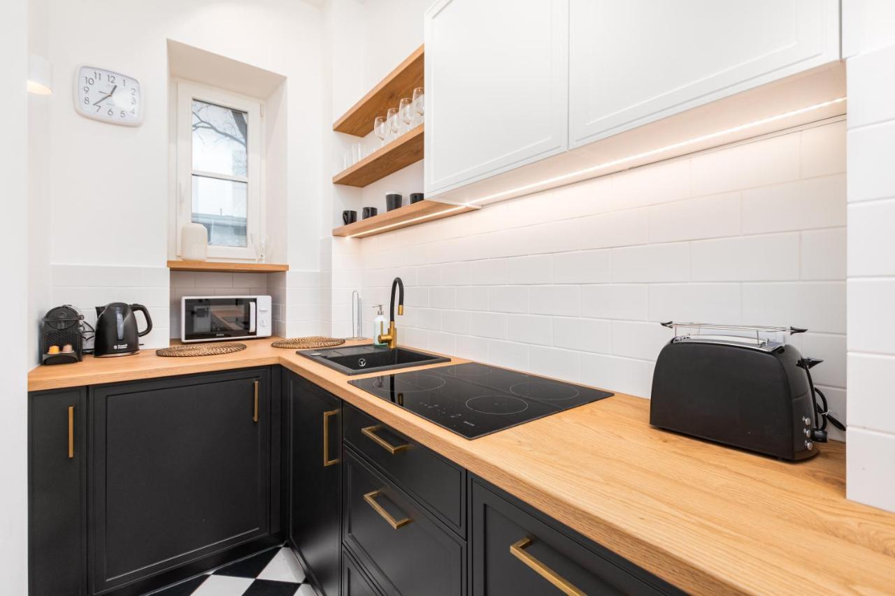 Apartament Slowackiego By Your Freedom วอร์ซอ ภายนอก รูปภาพ